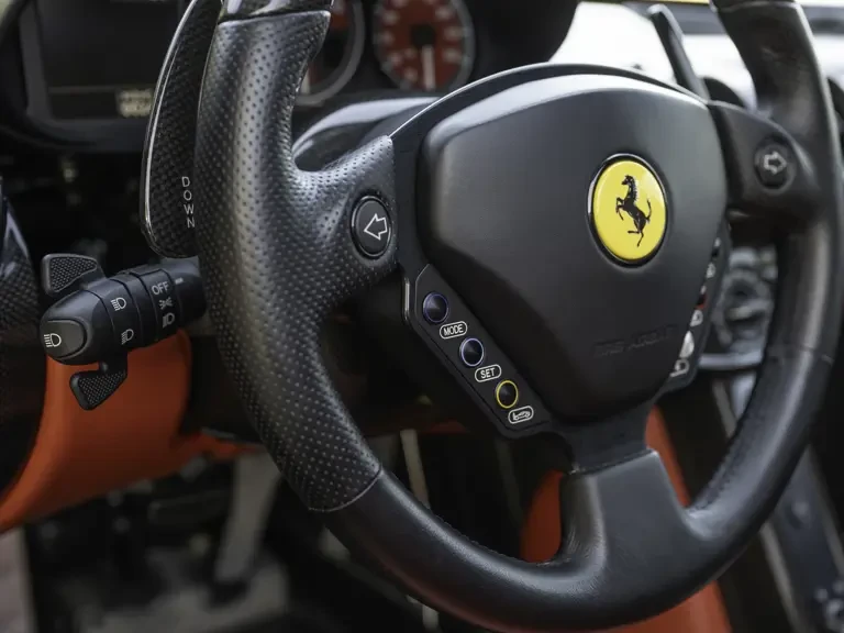 2003 Ferrari Enzo - Image 17 of 31