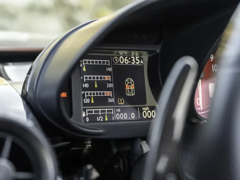 2003 Ferrari Enzo - Image 23 of 31