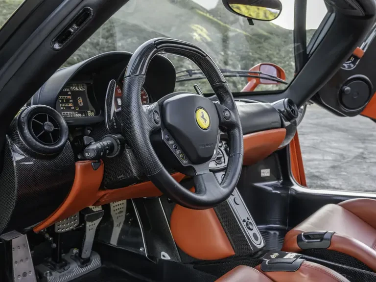 2003 Ferrari Enzo - Image 15 of 31