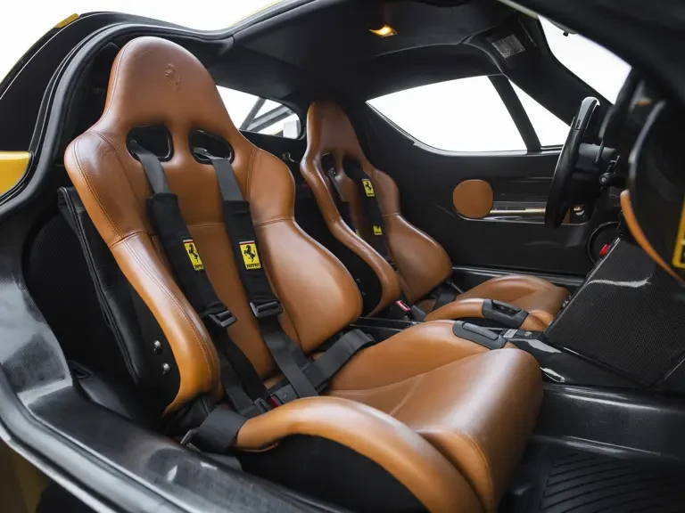 2003 Ferrari Enzo - Image 20 of 31