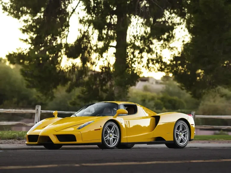 2003 Ferrari Enzo - Image 24 of 31