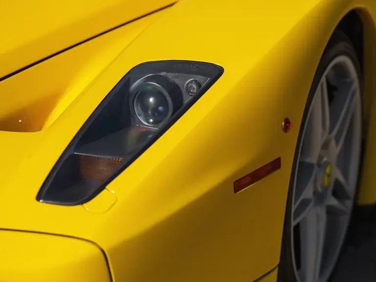 2003 Ferrari Enzo - Image 26 of 31