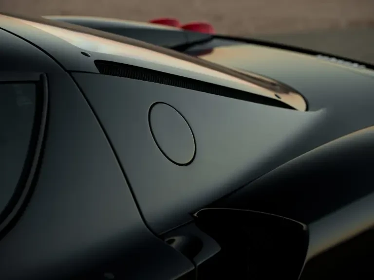 2003 Ferrari Enzo - Image 9 of 31