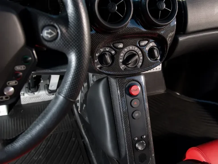 2003 Ferrari Enzo - Image 20 of 31