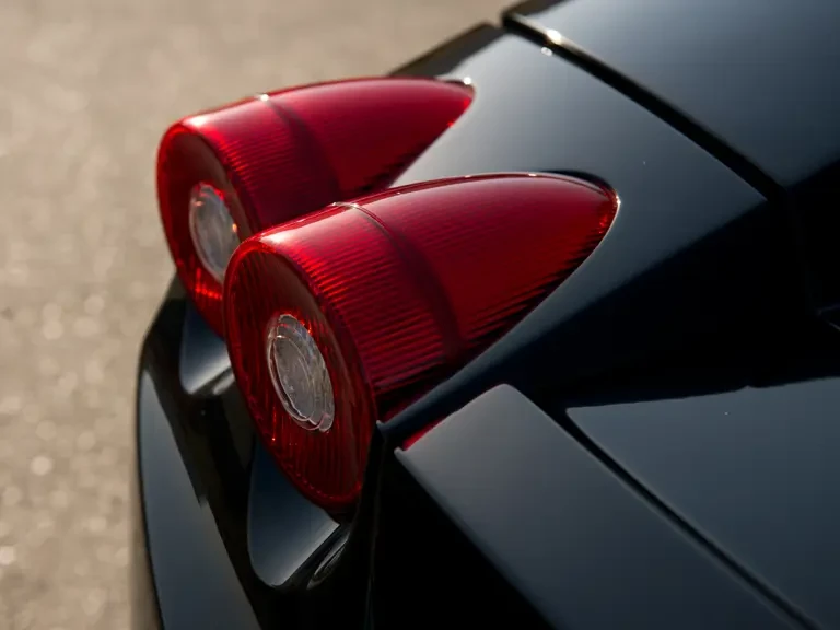 2003 Ferrari Enzo - Image 30 of 31