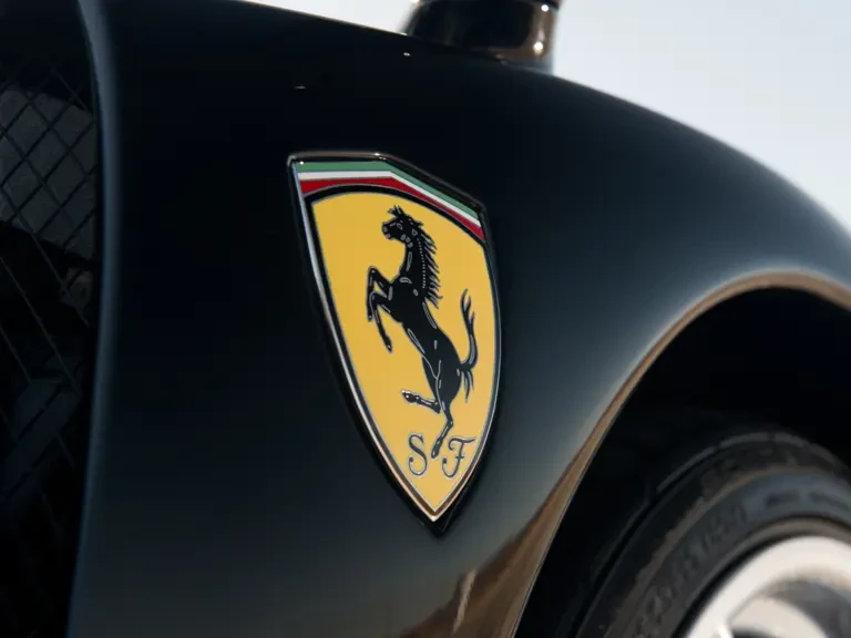 2003 Ferrari Enzo - Image 7 of 31