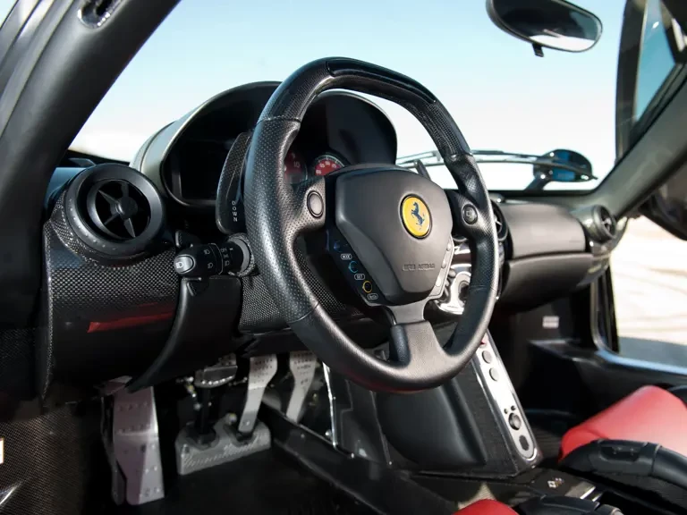 2003 Ferrari Enzo - Image 18 of 31