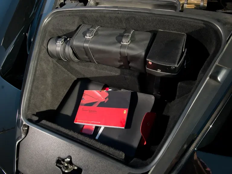 2003 Ferrari Enzo - Image 31 of 31
