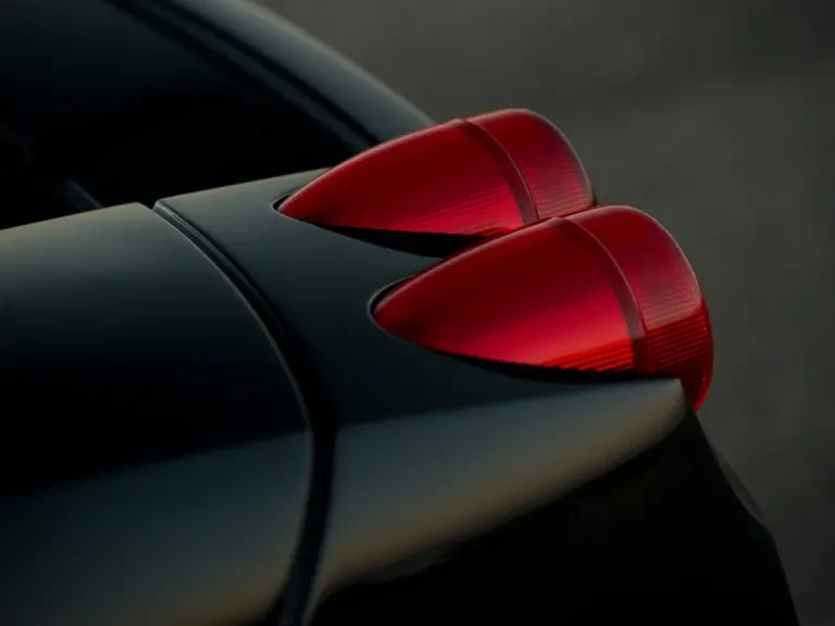 2003 Ferrari Enzo - Image 11 of 31
