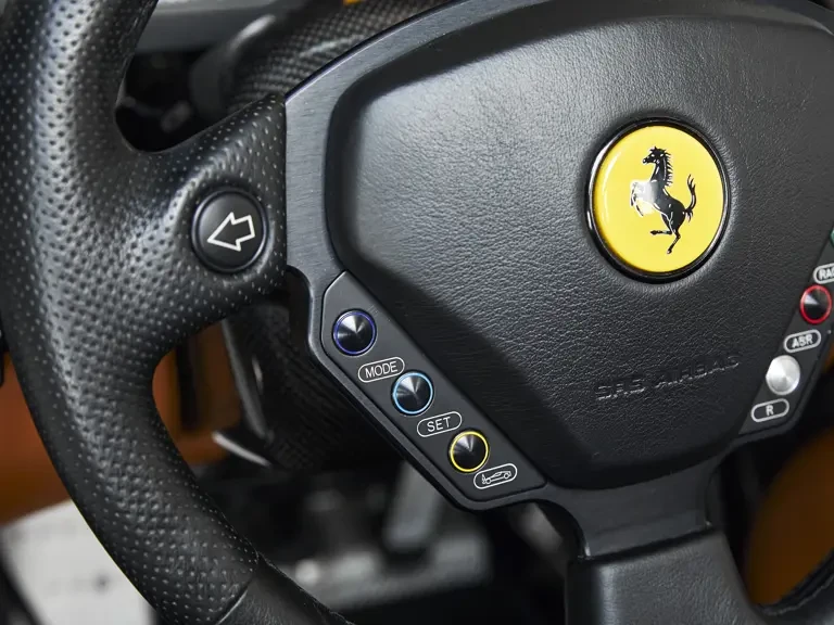 2003 Ferrari Enzo - Image 19 of 31
