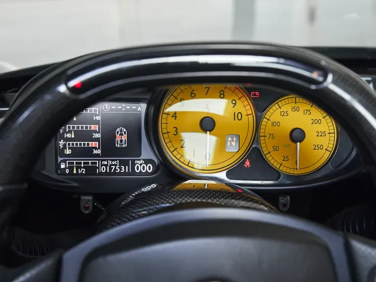 2003 Ferrari Enzo - Image 13 of 31