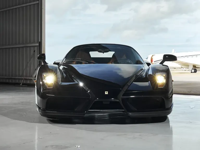 2003 Ferrari Enzo - Image 9 of 31