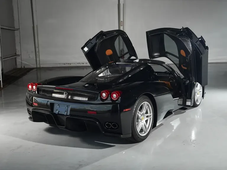 2003 Ferrari Enzo - Image 27 of 31