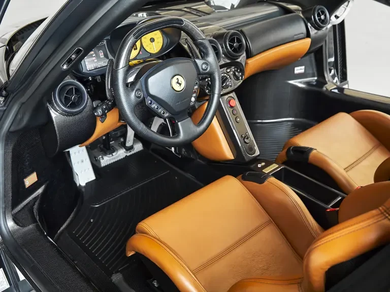2003 Ferrari Enzo - Image 11 of 31