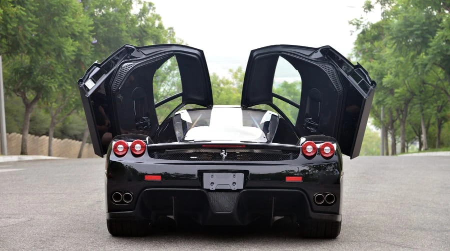 2003 Ferrari Enzo - Image 11 of 12