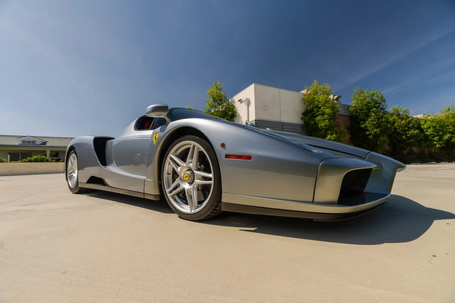 2003 Ferrari Enzo - Image 16 of 31