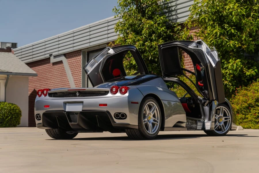 2003 Ferrari Enzo - Image 28 of 31