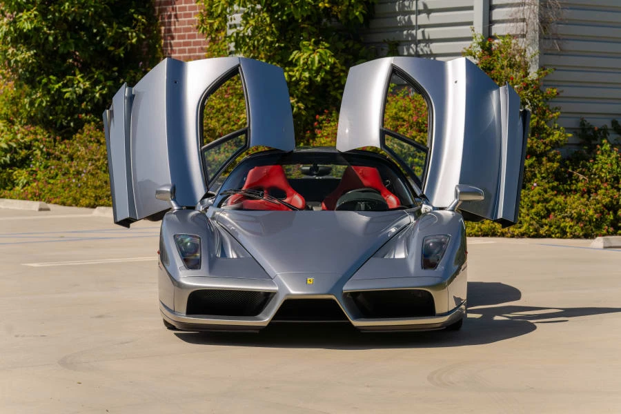 2003 Ferrari Enzo - Image 12 of 31