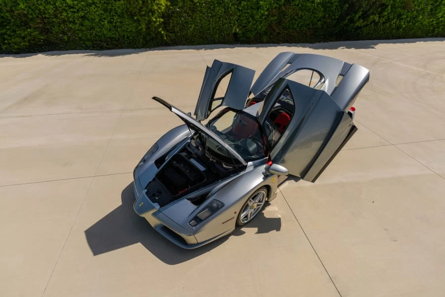 2003 Ferrari Enzo - Image 15 of 31