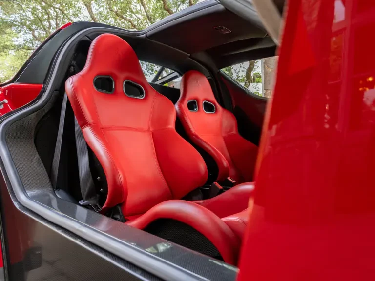 2003 Ferrari Enzo - Image 29 of 31