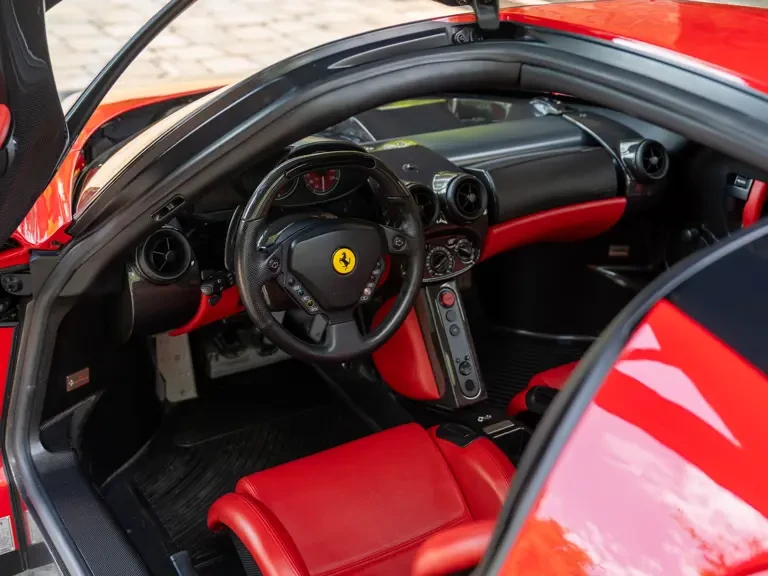 2003 Ferrari Enzo - Image 5 of 31