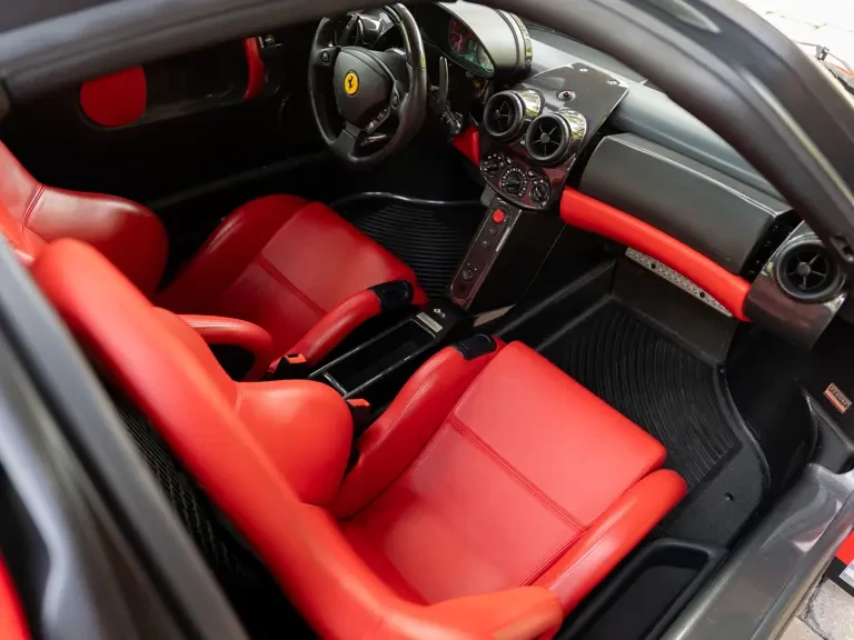 2003 Ferrari Enzo - Image 28 of 31