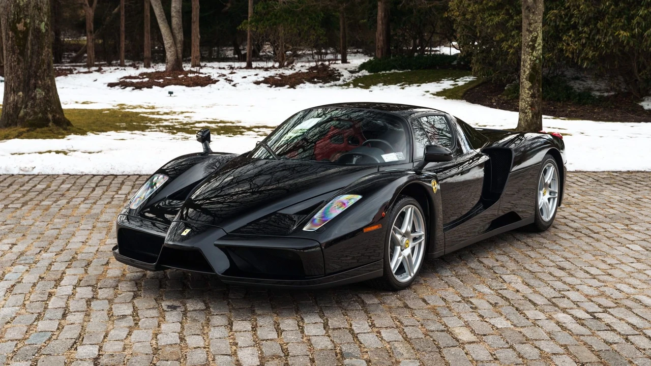 2003 Ferrari Enzo - Image 13 of 31