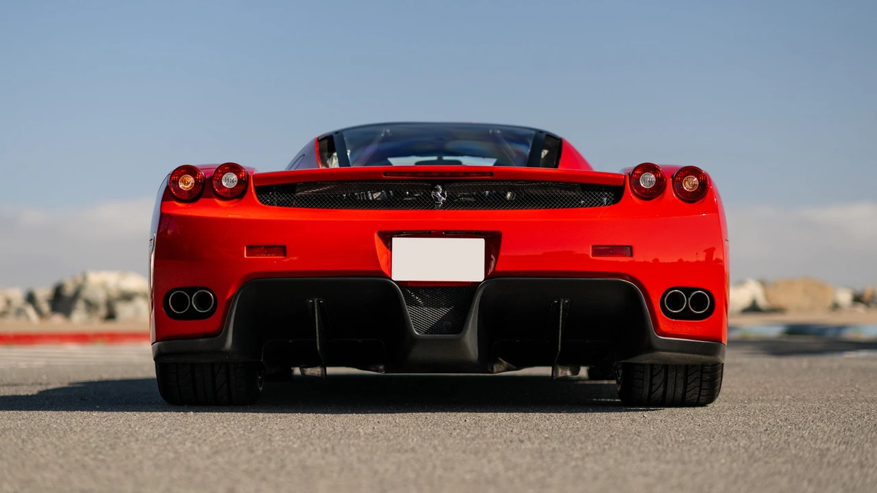 2003 Ferrari Enzo - Image 3 of 31