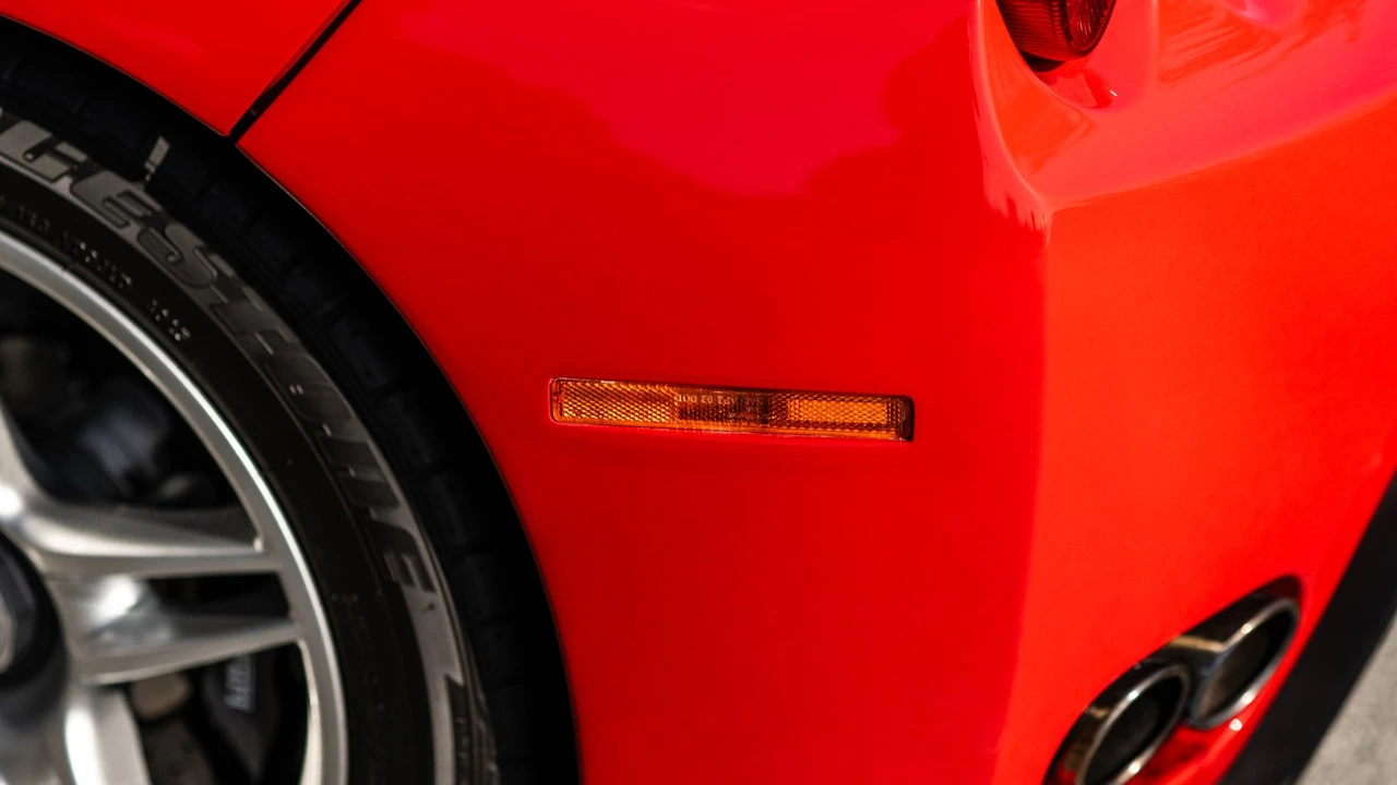 2003 Ferrari Enzo - Image 28 of 31