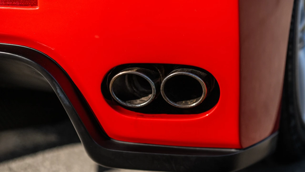 2003 Ferrari Enzo - Image 30 of 31