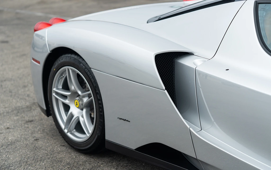 2003 Ferrari Enzo - Image 19 of 31