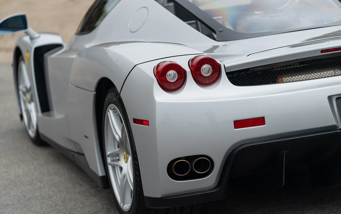 2003 Ferrari Enzo - Image 16 of 31
