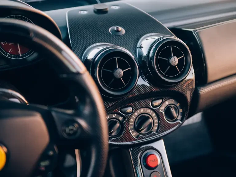 2003 Ferrari Enzo - Image 21 of 31