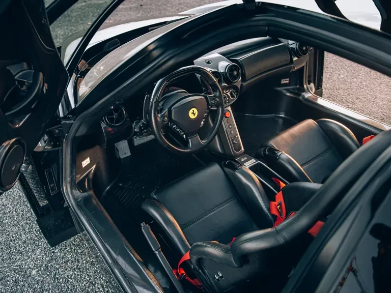 2003 Ferrari Enzo - Image 24 of 31