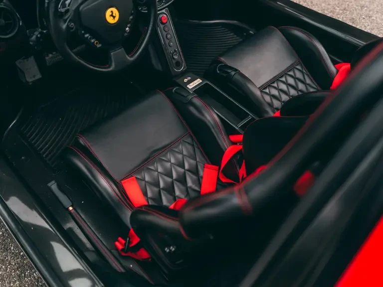 2003 Ferrari Enzo - Image 16 of 31