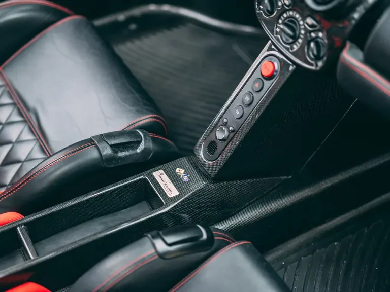 2003 Ferrari Enzo - Image 12 of 31