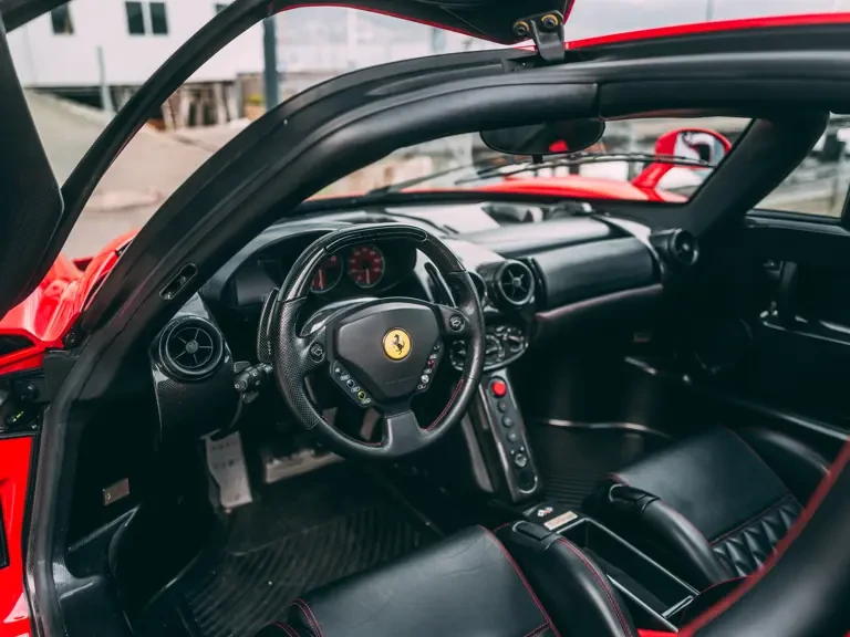 2003 Ferrari Enzo - Image 27 of 31