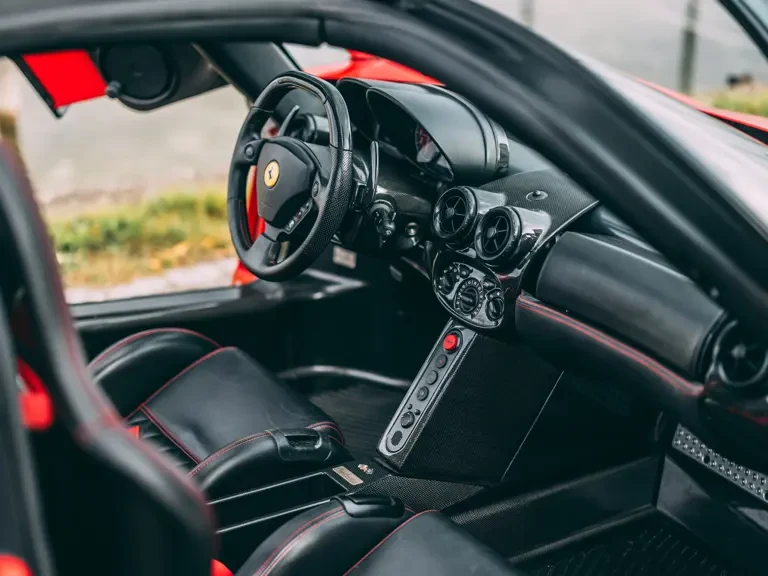 2003 Ferrari Enzo - Image 15 of 31