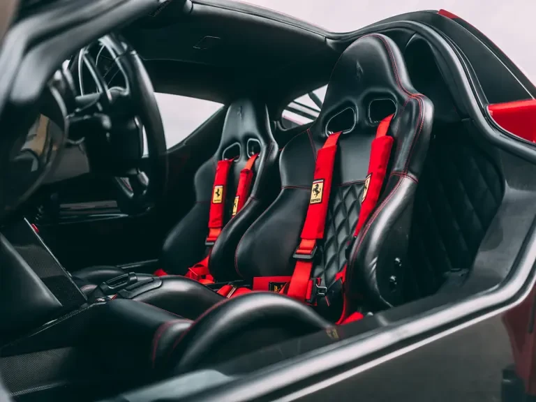 2003 Ferrari Enzo - Image 24 of 31