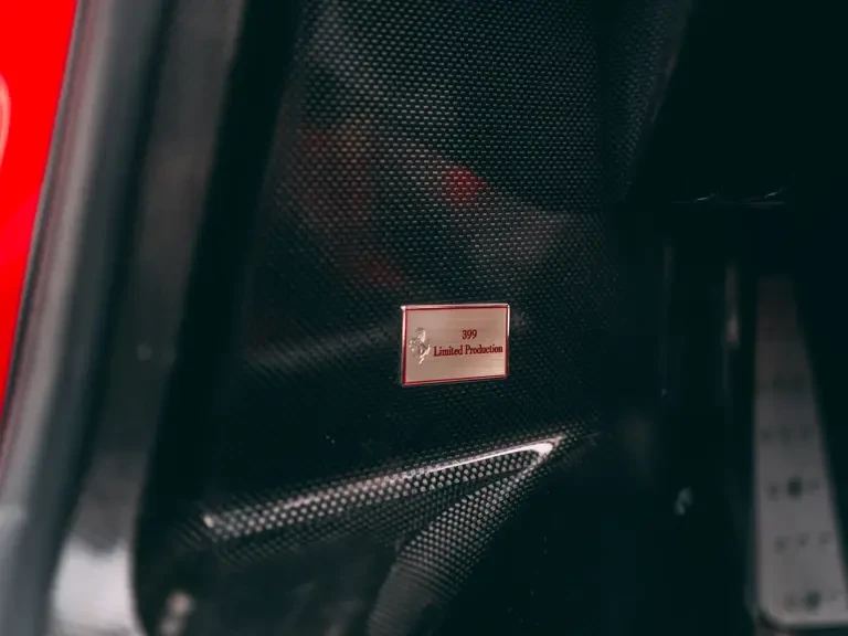 2003 Ferrari Enzo - Image 26 of 31