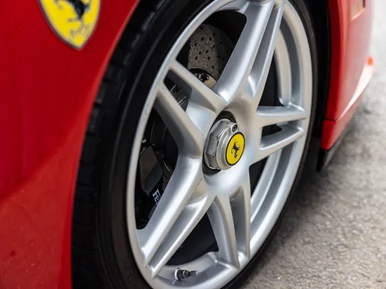 2003 Ferrari Enzo - Image 20 of 31