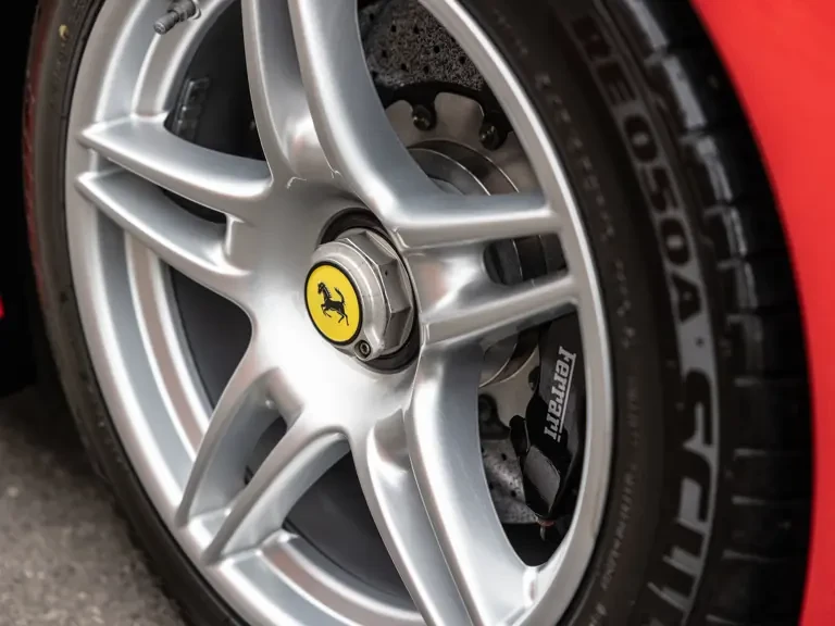 2003 Ferrari Enzo - Image 26 of 31