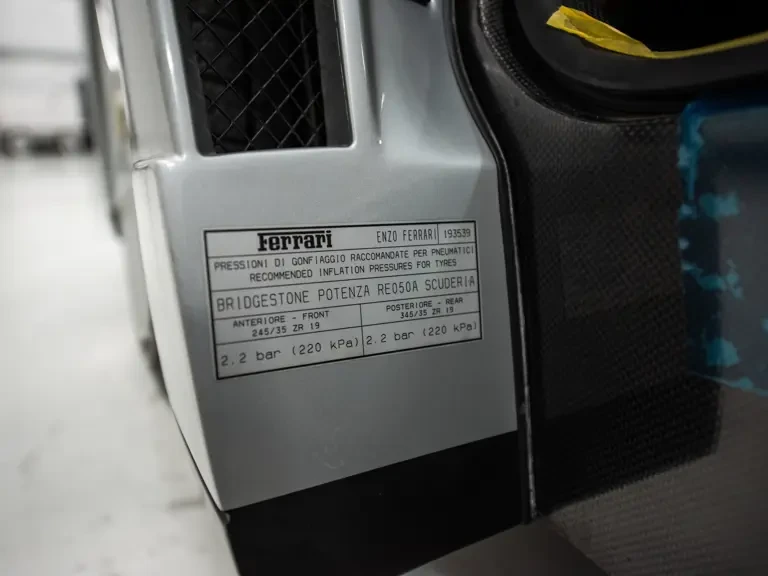 2003 Ferrari Enzo - Image 18 of 31