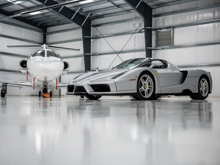 2003 Ferrari Enzo - Image 2 of 31
