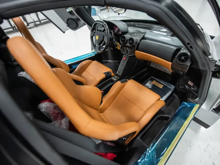2003 Ferrari Enzo - Image 22 of 31