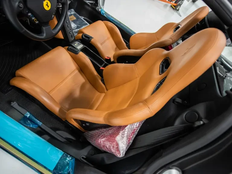 2003 Ferrari Enzo - Image 21 of 31