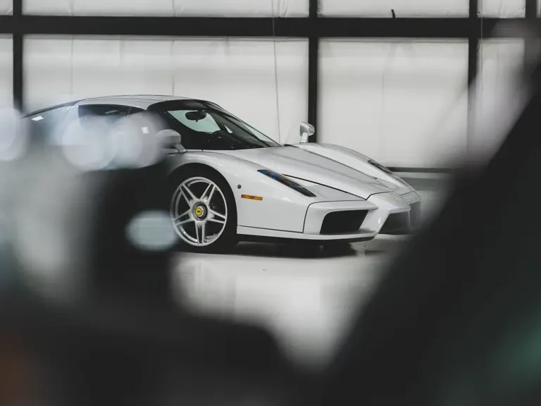 2003 Ferrari Enzo - Image 12 of 31