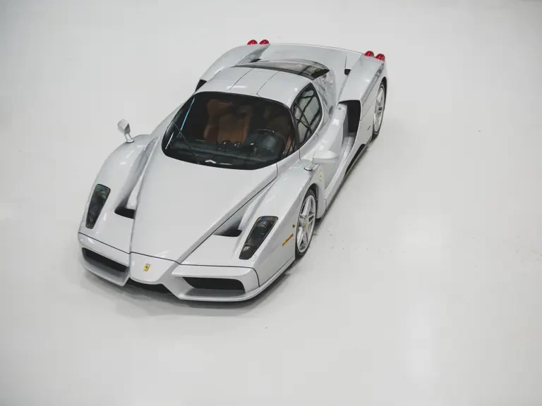 2003 Ferrari Enzo - Image 8 of 31