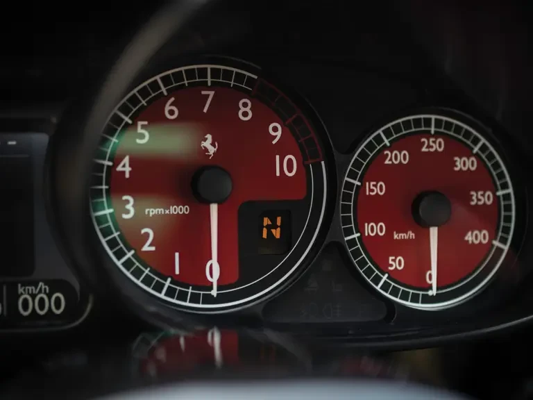 2003 Ferrari Enzo - Image 17 of 31