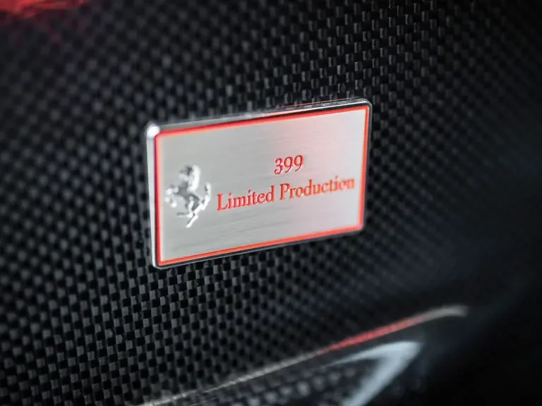 2003 Ferrari Enzo - Image 22 of 31